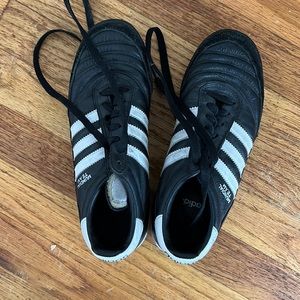 Adidas Mundial Team Turf Shoes